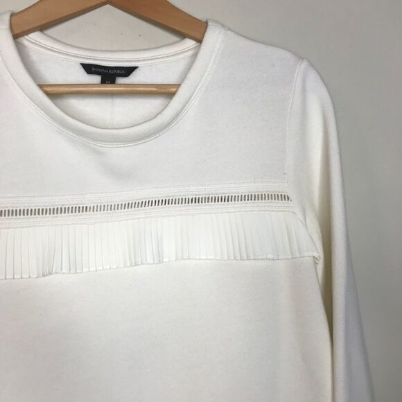 Banana Republic Sz M Tiered Ruffle Pullover NWT - Picture 1 of 8